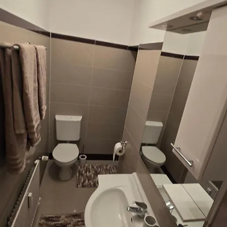 Apartment Tati